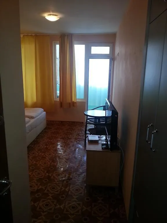 Burgas Studio Nova Apartment 0*,